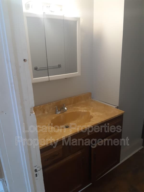 1041 Kentucky Street - 2, additional rental photo 2
