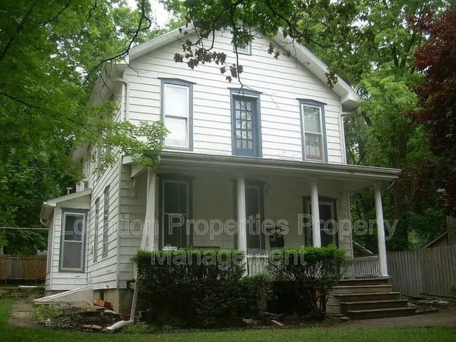 925 Alabama Street - D, rental photo 2