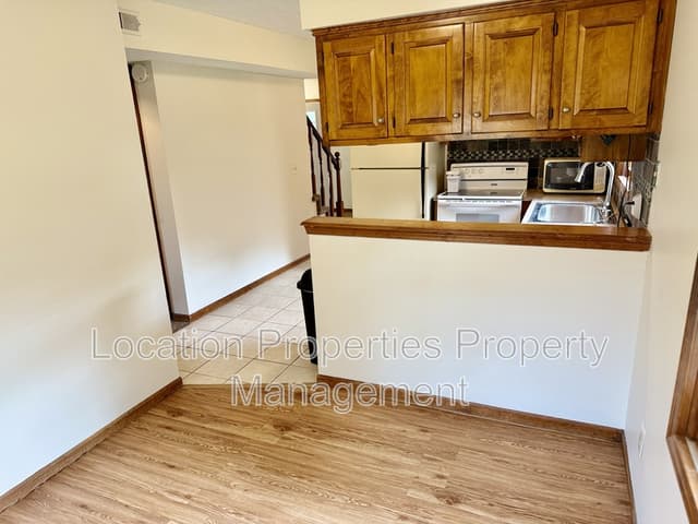 3619 Lakecrest Court, additional rental photo 4