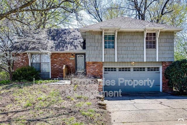 3421 West 10th Place, rental photo 2