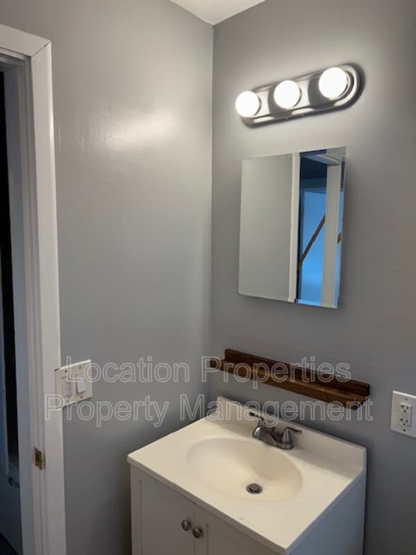2226 Ohio Street, additional rental photo 1