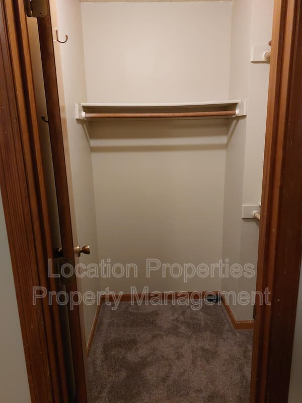 2807 Ridge Court - B, additional rental photo 8
