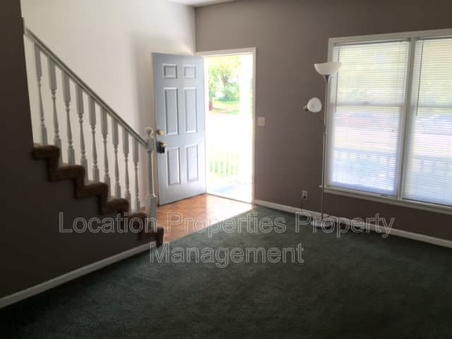 828 Maine Street, additional rental photo 4