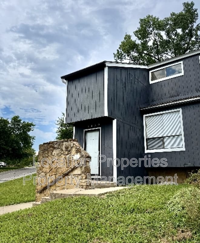 3420 Augusta Drive - 1, main rental photo
