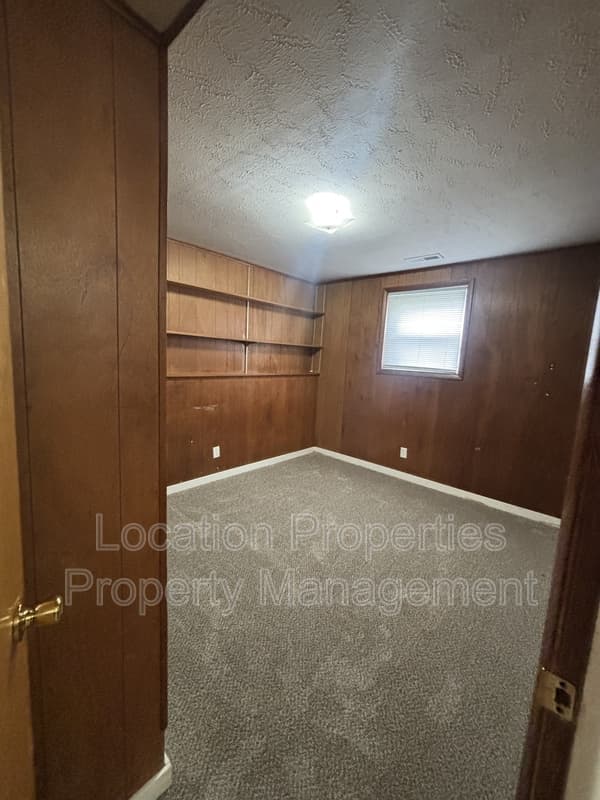 2428 Cedarwood Avenue - 1, additional rental photo 1
