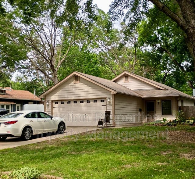 2234 Ohio Street, rental photo 2