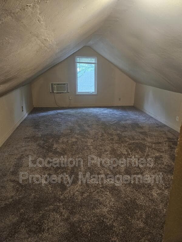 925 Alabama Street - C, additional rental photo 3