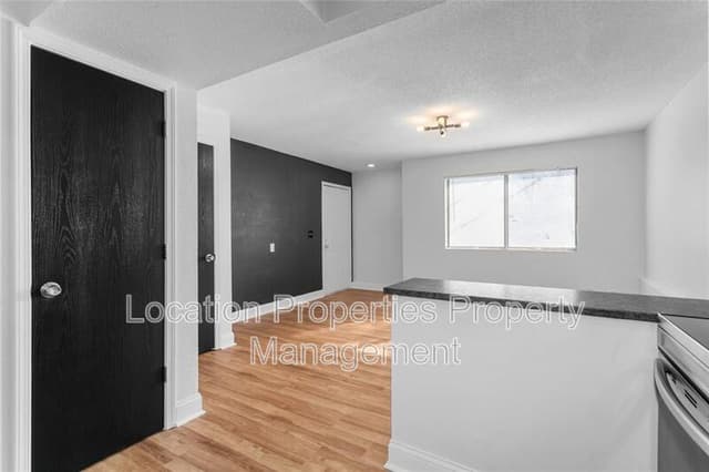 1502 West 25th Court - D3 D3, additional rental photo 7