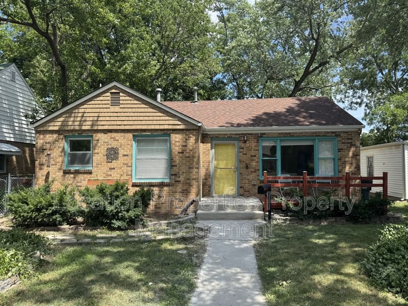 1740 Vermont Street, main rental photo