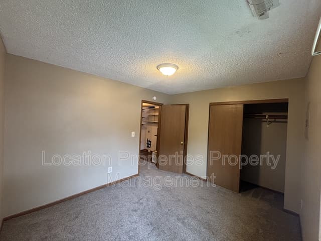 1315 West 5th Street - 1315, additional rental photo 4