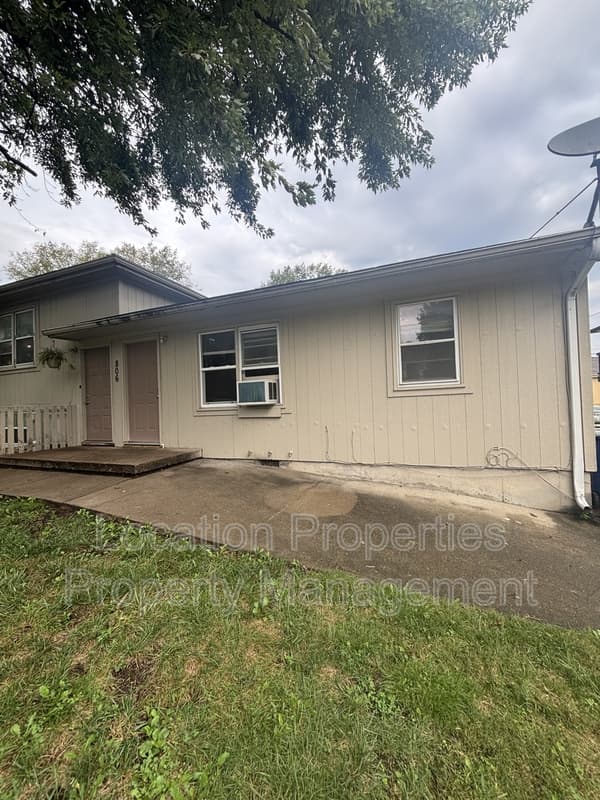 806 West 25th Street - A, main rental photo