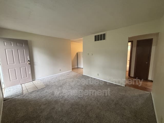 806 West 25th Street - A, additional rental photo 1