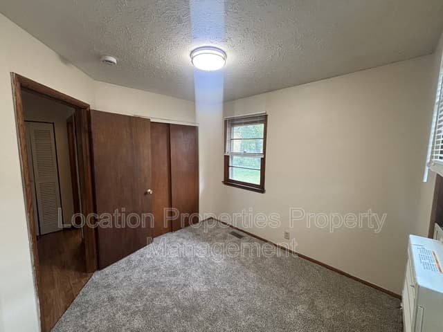 806 West 25th Street - A, additional rental photo 7