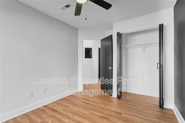 1502 West 25th Court - D3 D3, additional rental photo 9